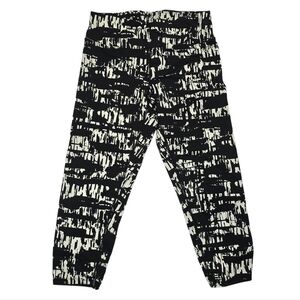 Calvin Klein Capri Leggings